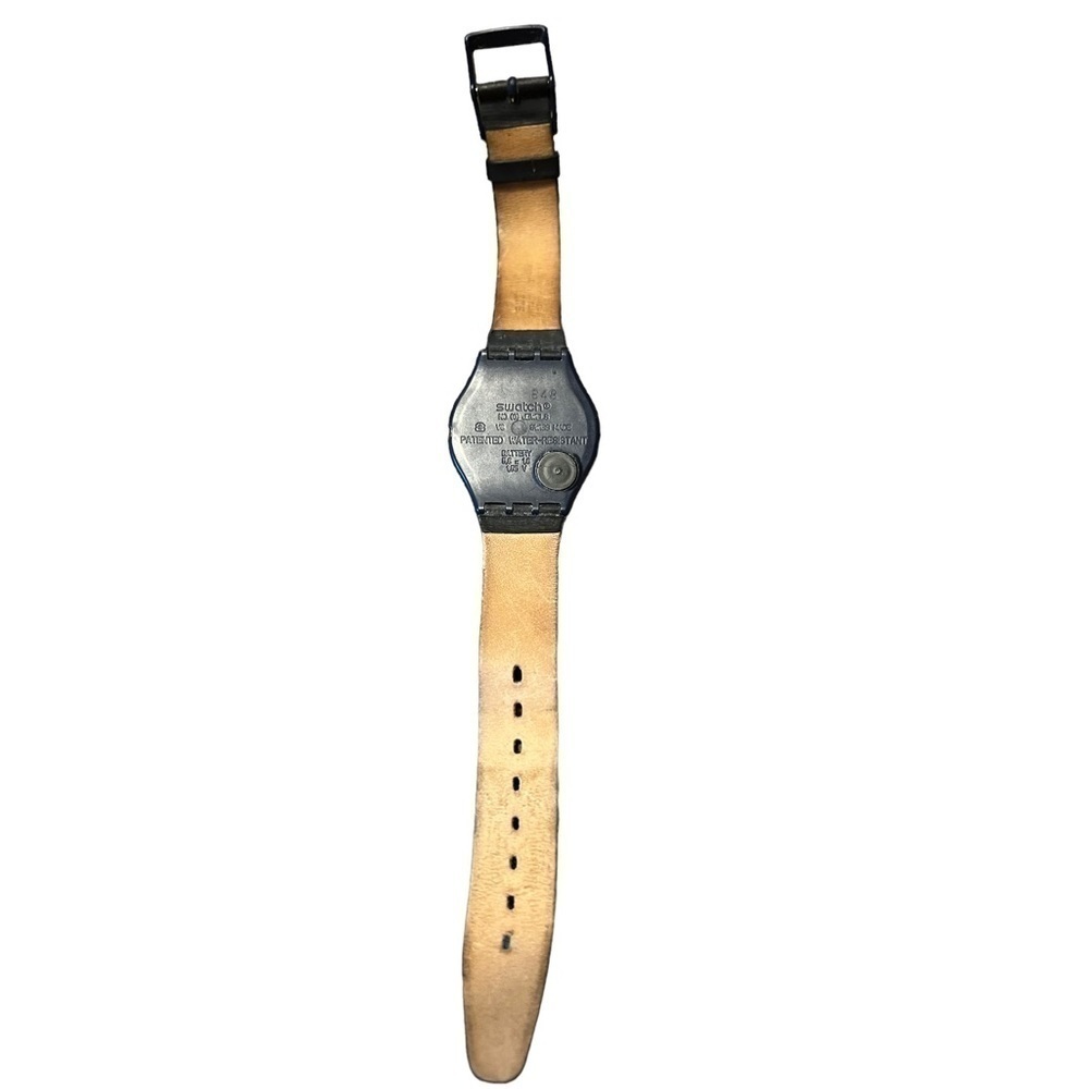 VITNAGE Swatch navy extra thin watch, needs battery. - Picture 4 of 9